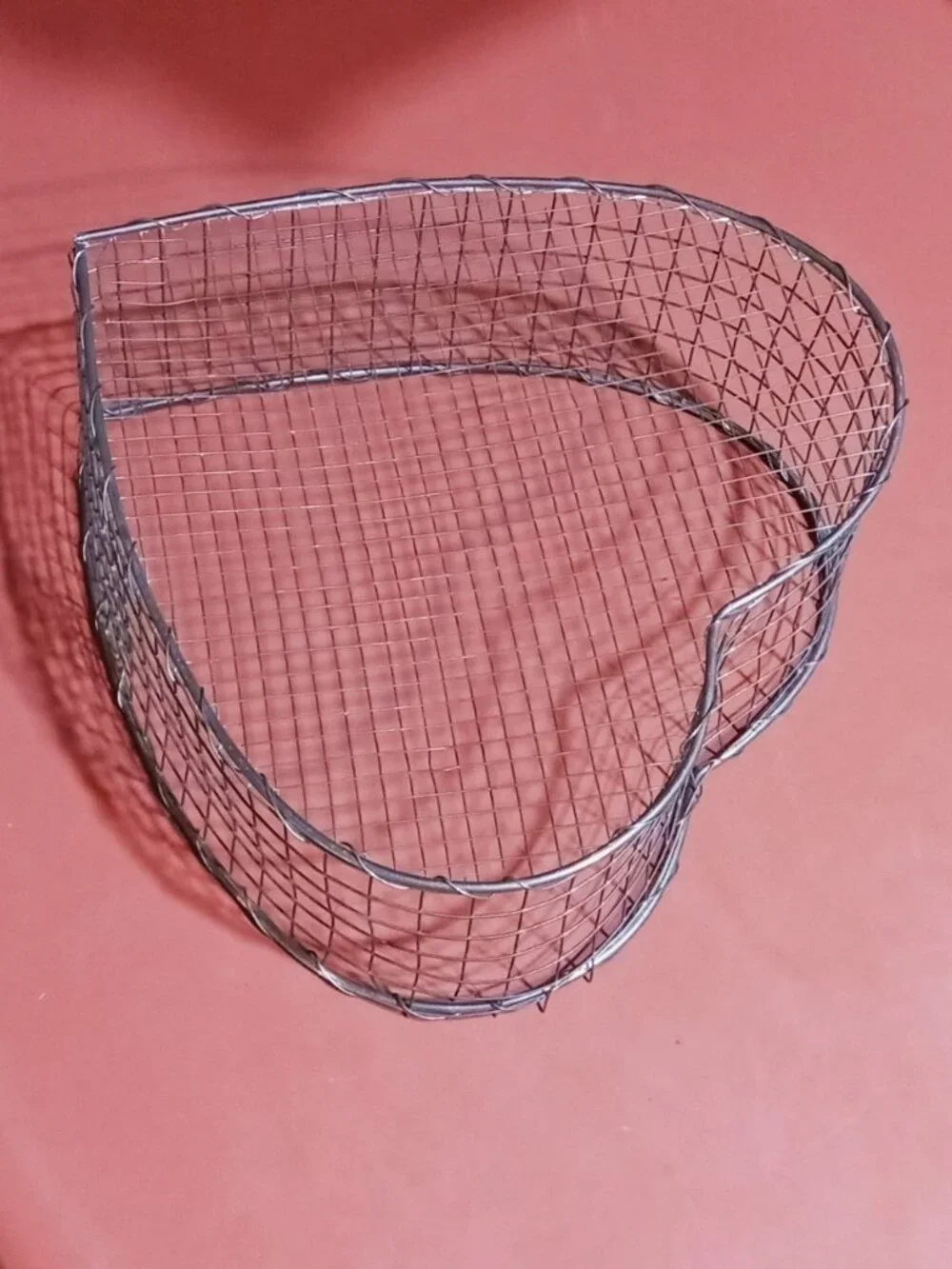 Vintage Metal Wire Mesh Heart Wall/Basket Decor Rustic Shabby Chic Farmhouse